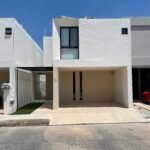 RENTA DE INMUEBLE PARA CASA HABITACIÓN U OFICINA ADMINISTRATIVA EN FRANCISCO DE MONTEJO